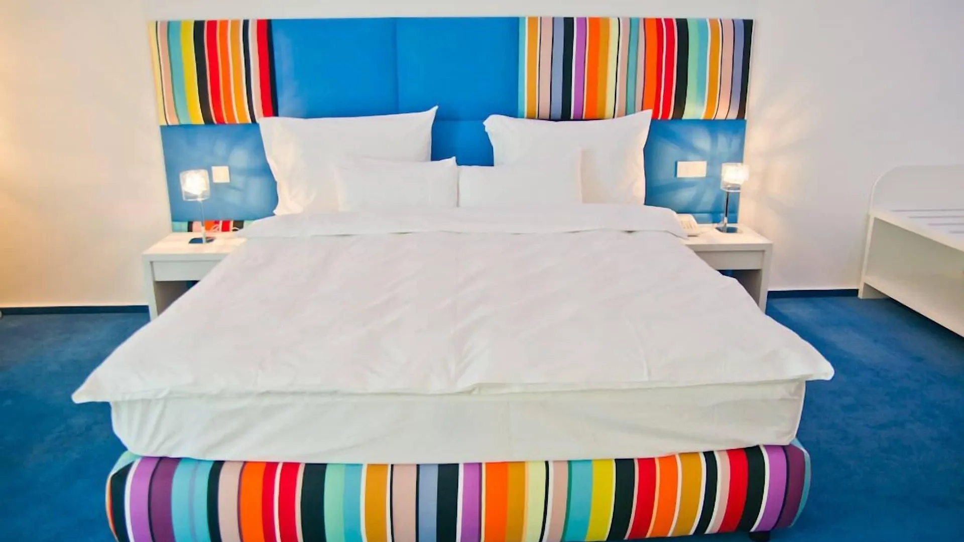 Marshal Garden Hotel Bucharest 4*,