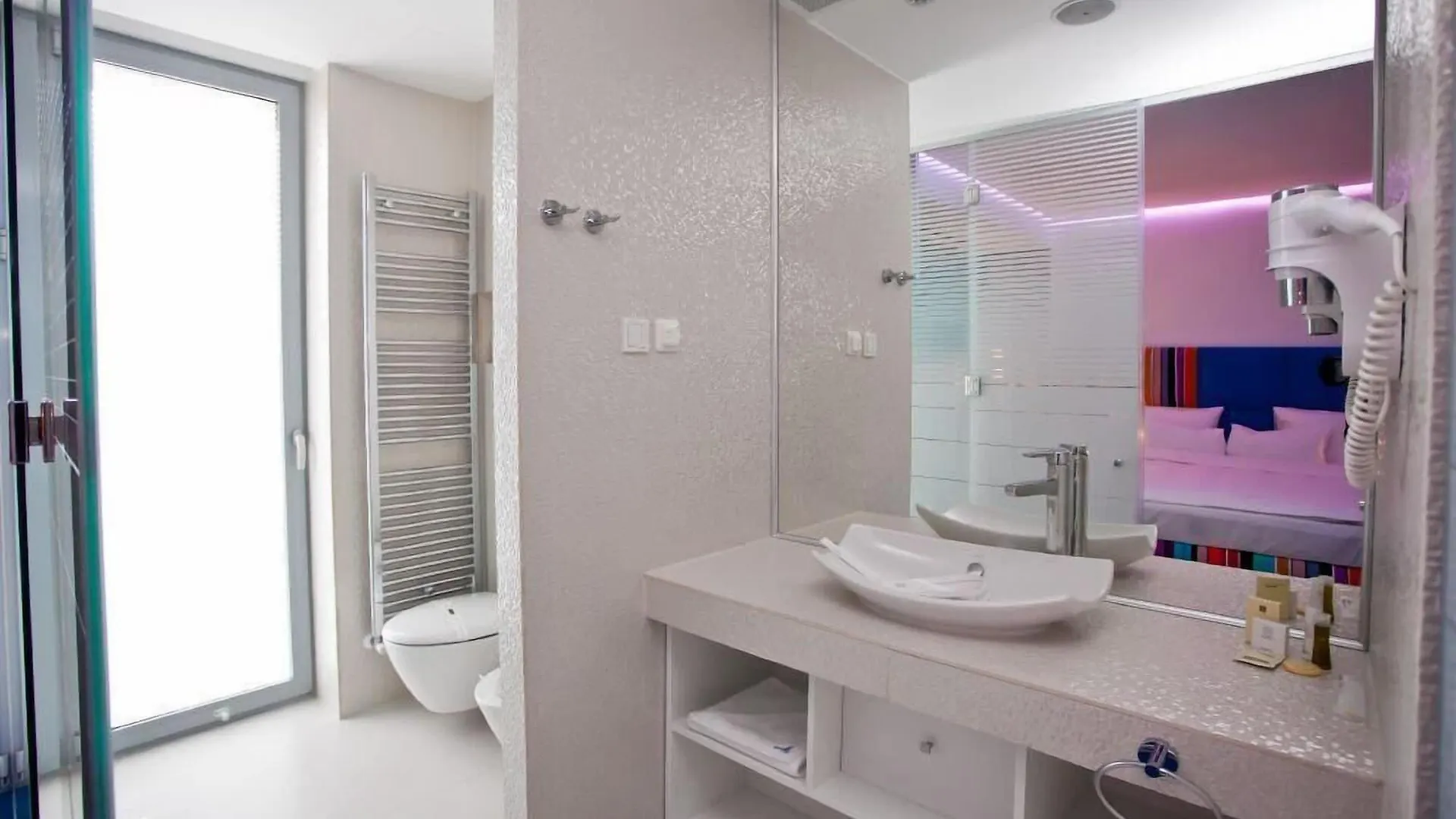 Marshal Garden Hotel Bukarest 4*,