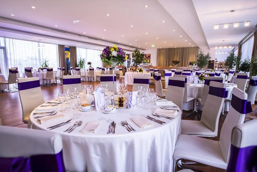 Marshal Garden Hotel Bucareste 4*,
