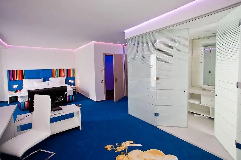 Marshal Garden Hotel Bucareste 4*,