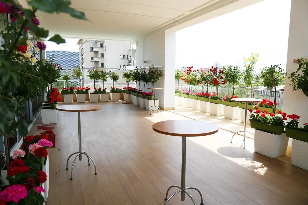 Marshal Garden Hotel Bucareste 4*,
